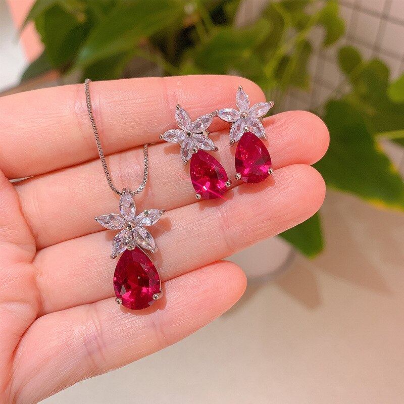 Pear-Shaped-Water-Droplets-Red-Crystal-Star-Pendant-Necklace-Earring-Flower-Female-Jewelry-Friend-Gift-Designer.jpg