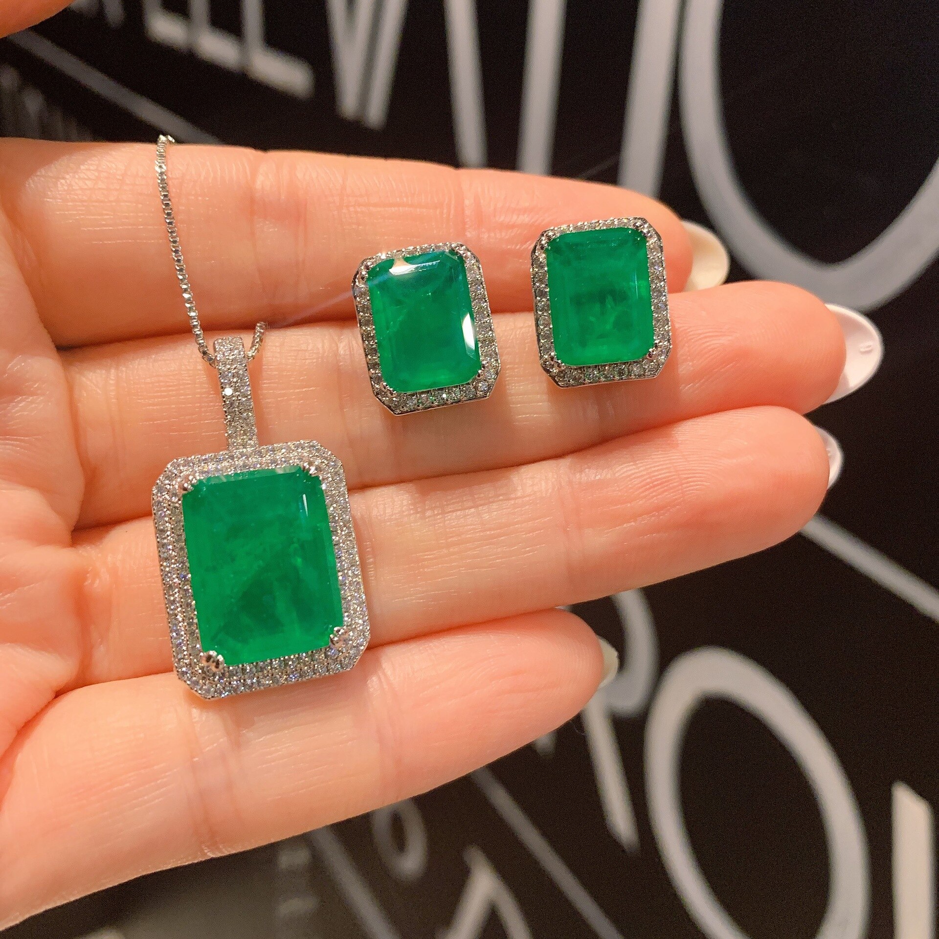 Square-Emerald-High-Carbon-Diamond-Pendant-Necklace-Earrings-Party-Bridesmaid-Gift-Korean-Accessories-Ear-Cuffs-Vintage.jpg