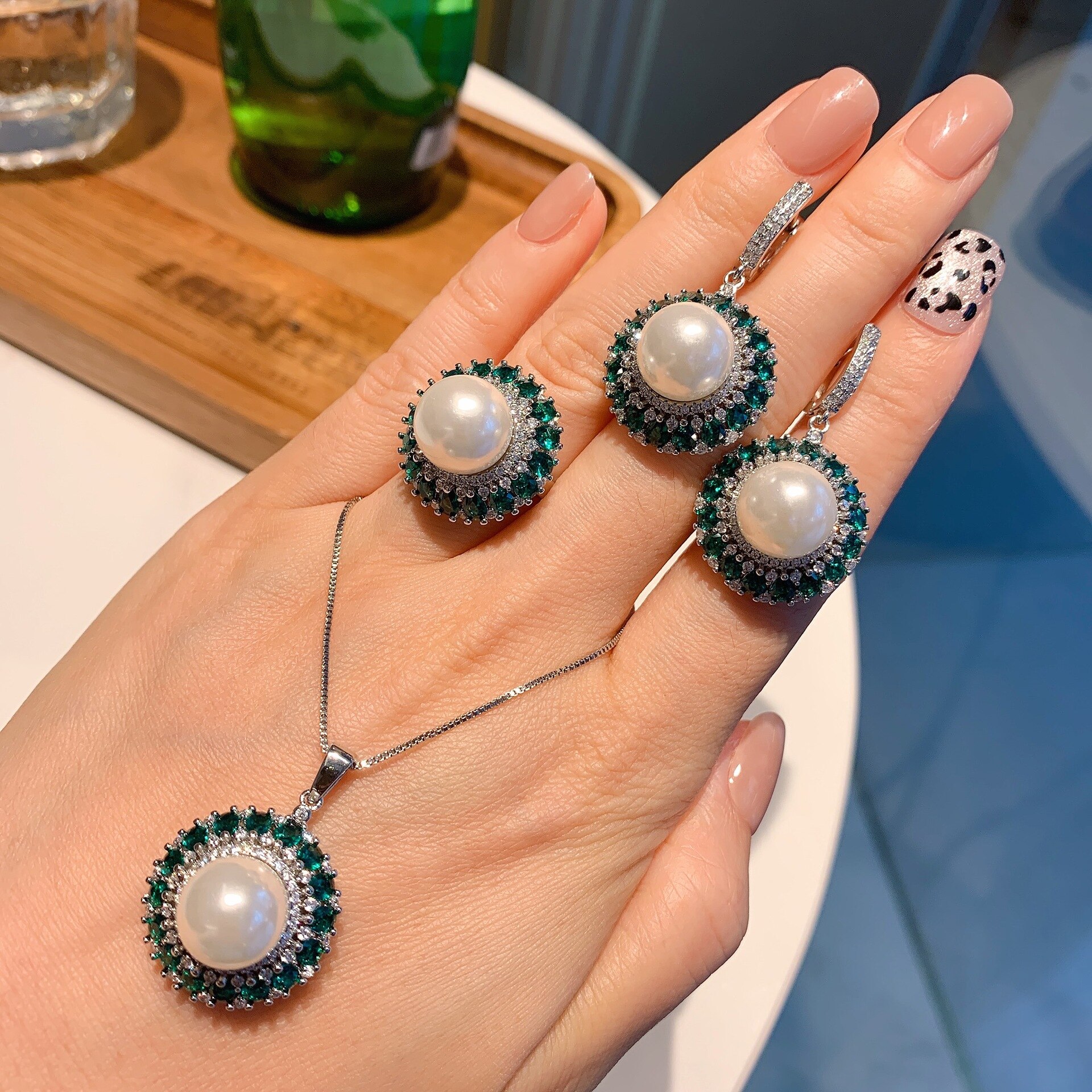 White-Big-Pearl-Cherry-Earrings-Women-Green-Emerald-Pendant-Necklace-Ring-Set-Jewelry-Wedding-Anniversary-Gift.jpg